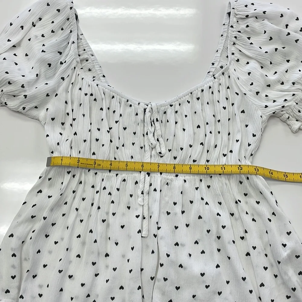 White/ Black Heart Puff Sleeve Top - Picture 7 of 15